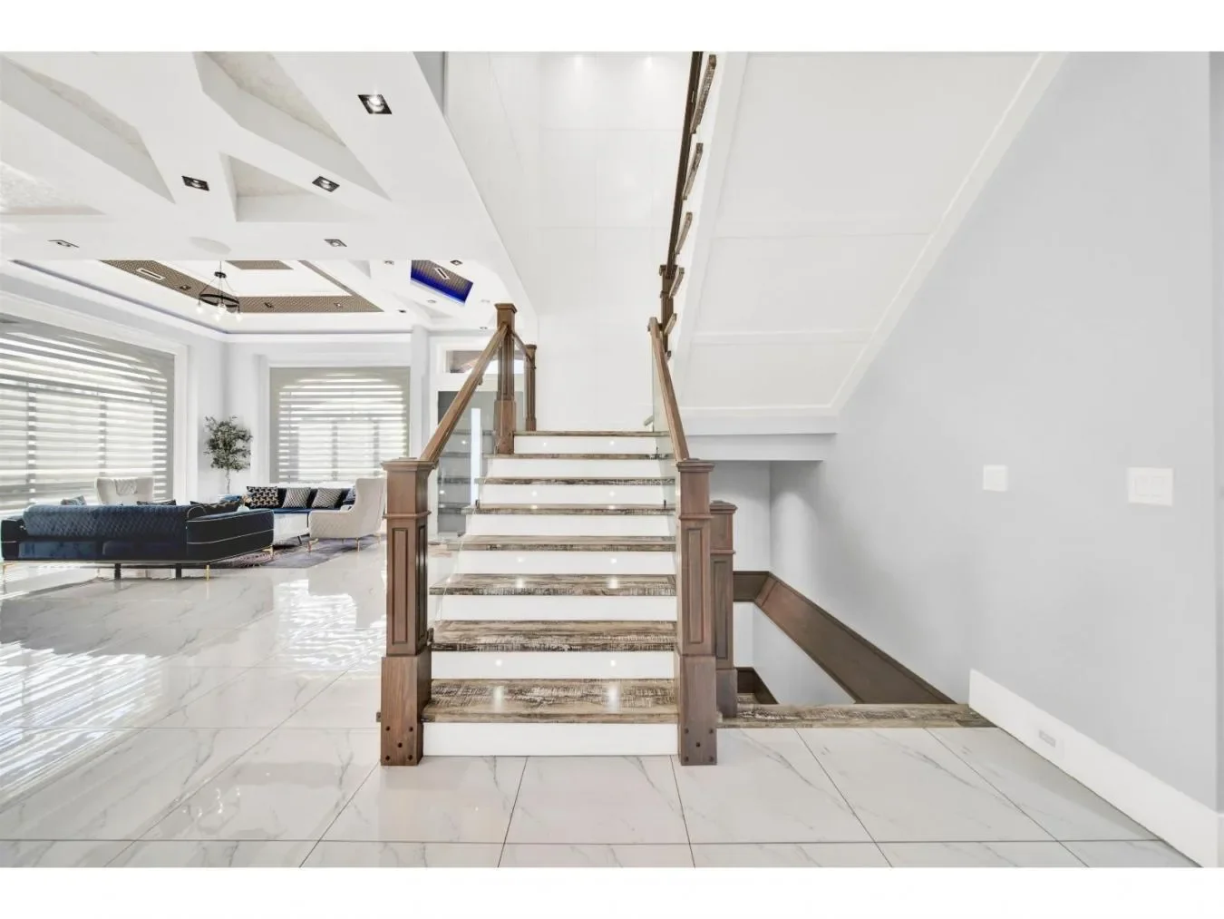 8670 TUNIS PLACE, Surrey, British Columbia, Canada. - Photo 24
