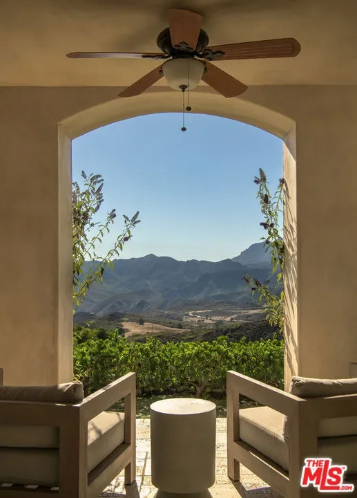 33330 Hassted Drive, Malibu, California, United States. - Photo 5