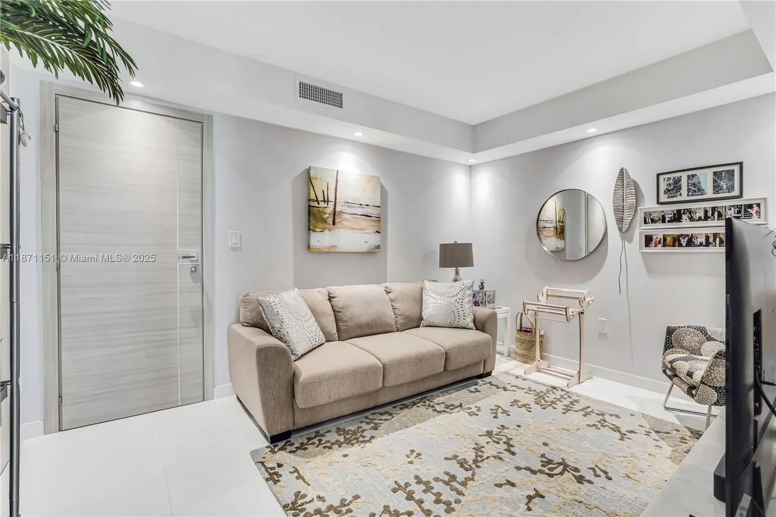10155 Collins Ave 606, Bal Harbour, Florida, United States. - Photo 27