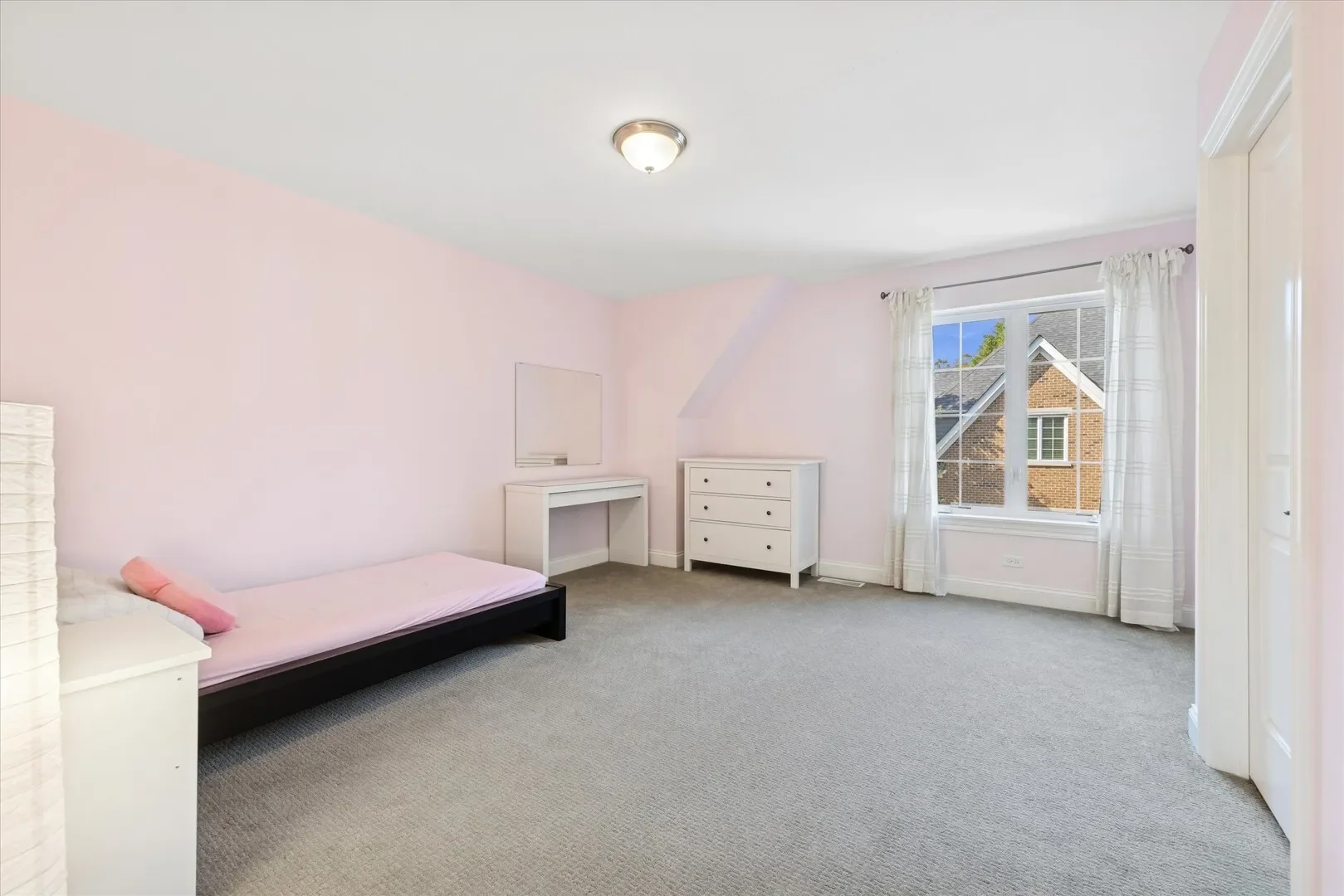 355 W FIRST Avenue, Elmhurst, Illinois, United States. - Photo 1
