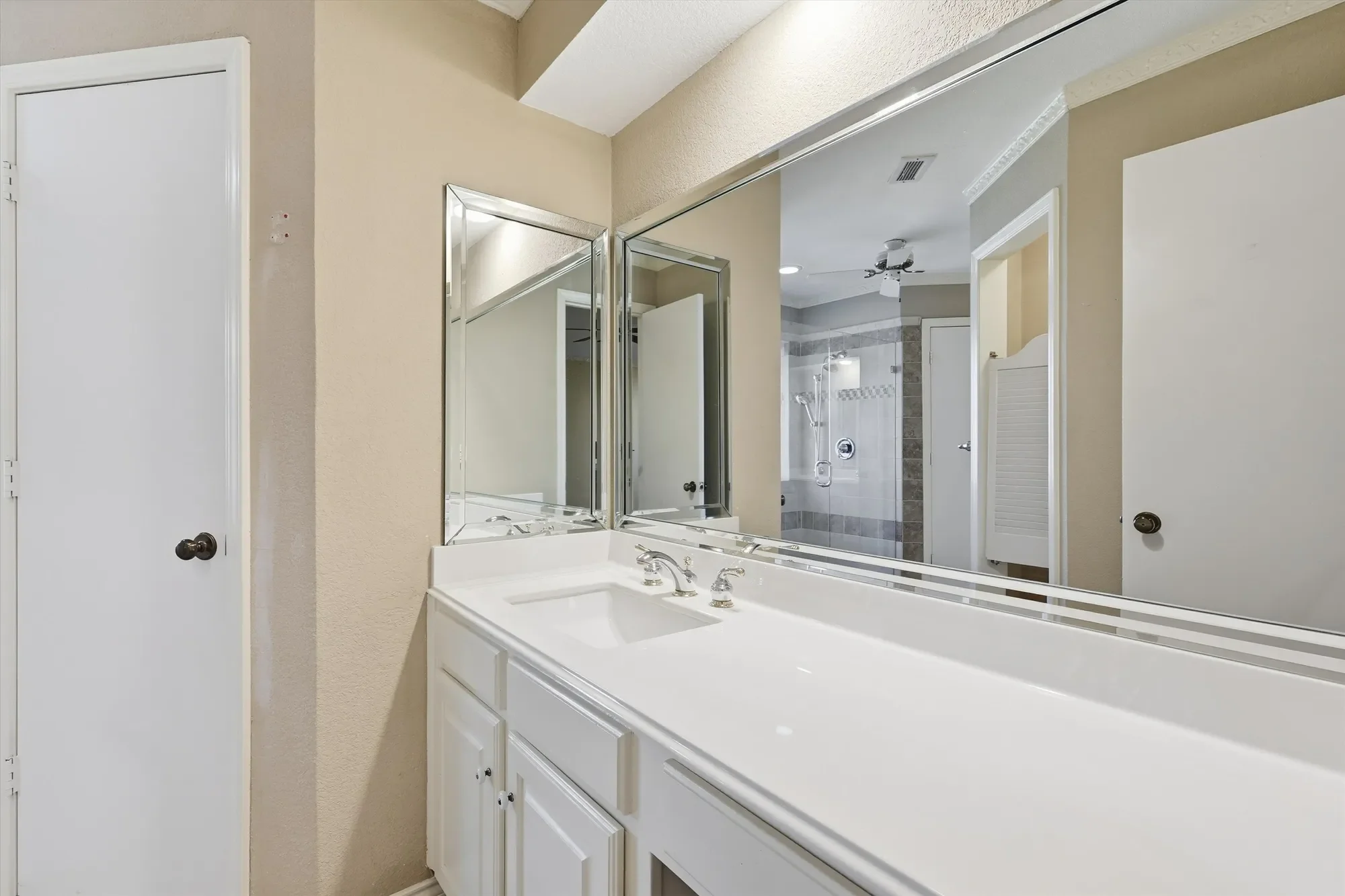 2419 Villa Vera Drive , Arlington, TX 76017, Arlington, Texas, United States. - Photo 12