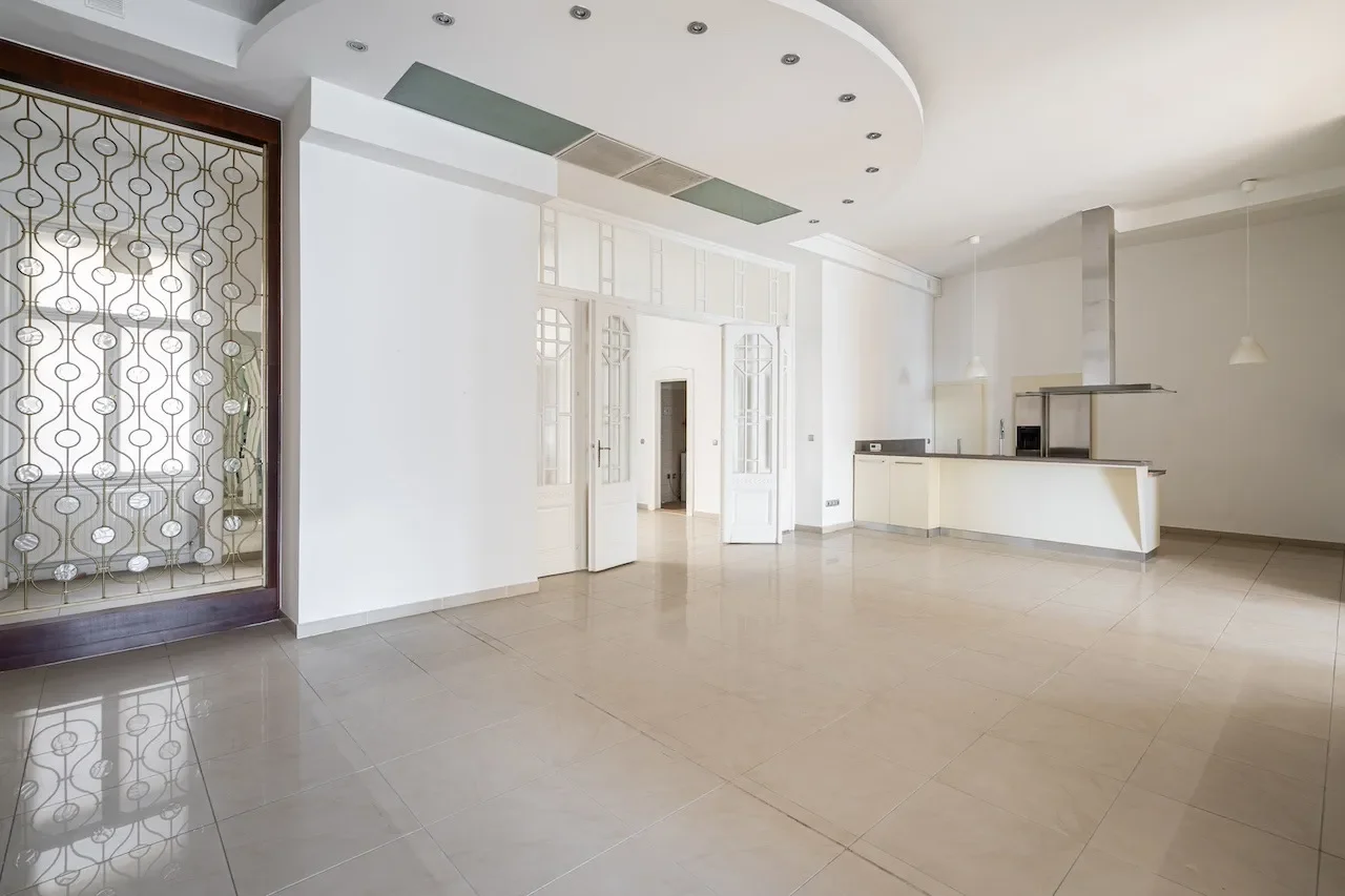 Gallery photo 4