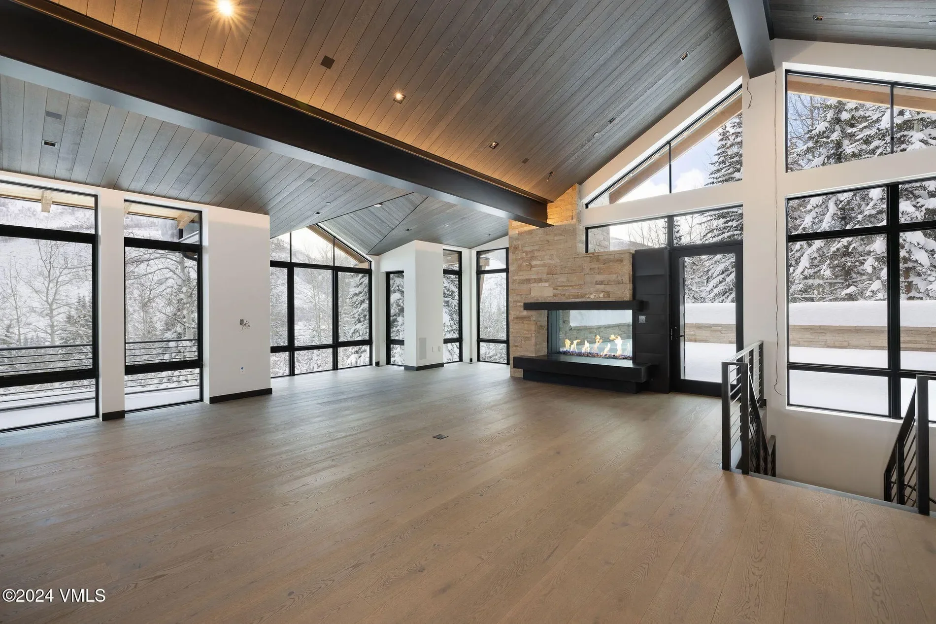 Gallery photo 8