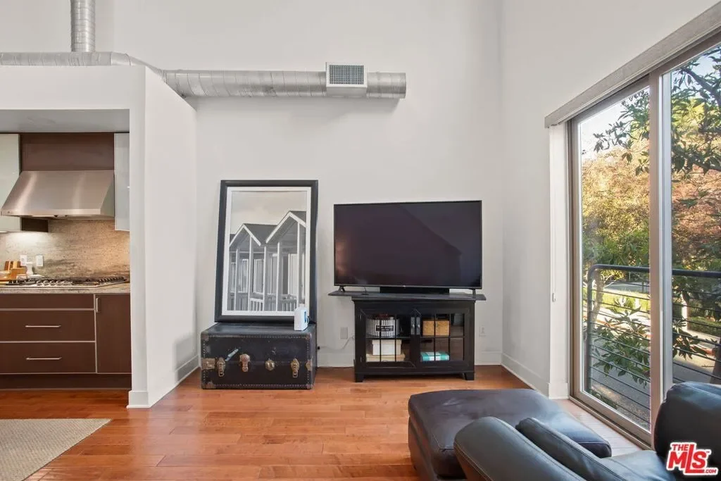 25 Delancy, Irvine, California, United States. - Photo 3