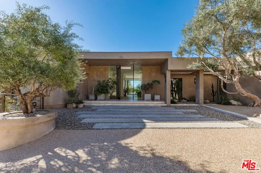 1705 Carla, Beverly Hills, California, United States. - Photo 3