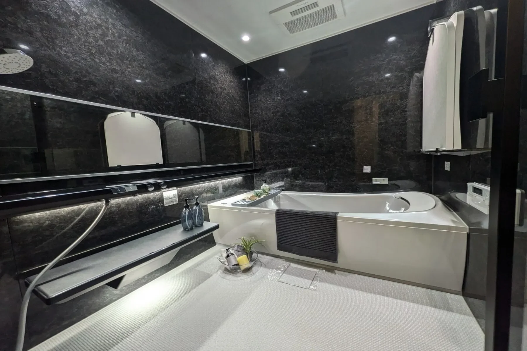 Gallery photo 12
