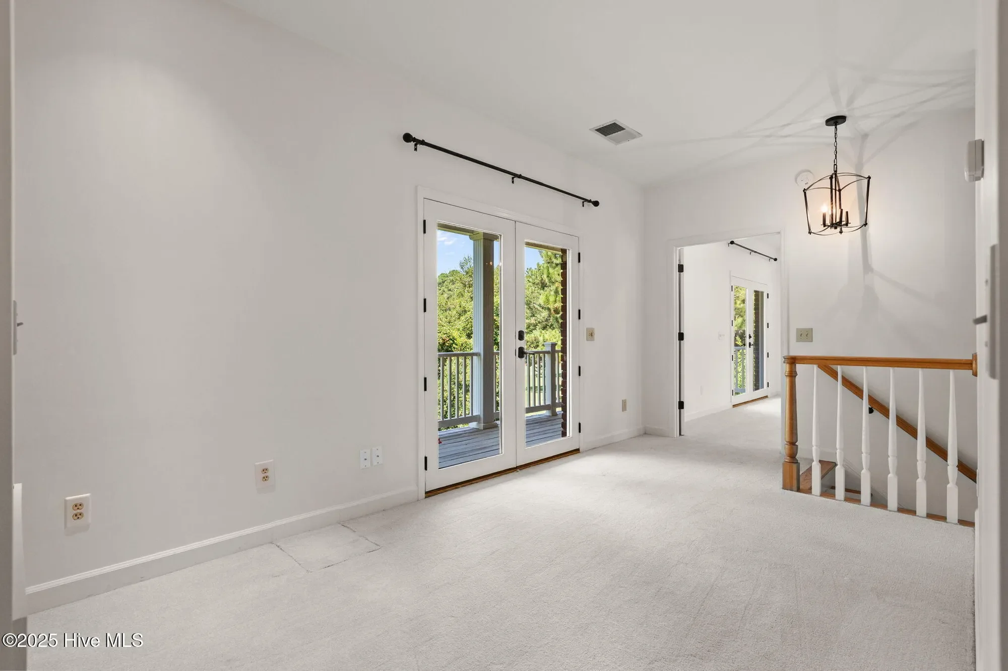 Gallery photo 10