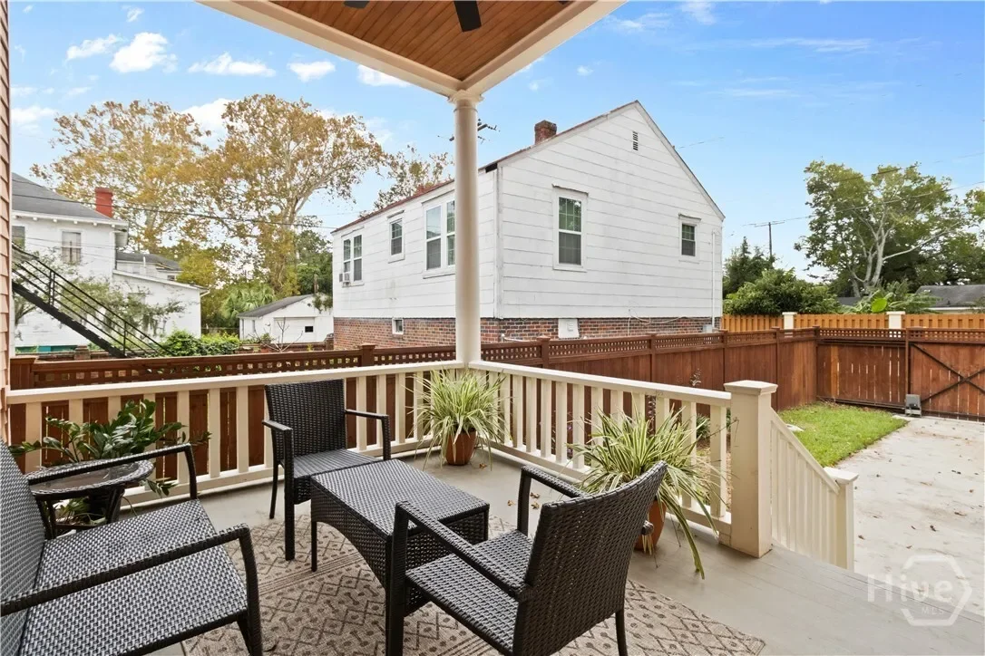 706 E Henry Street, Savannah, Georgia, United States. - Photo 58