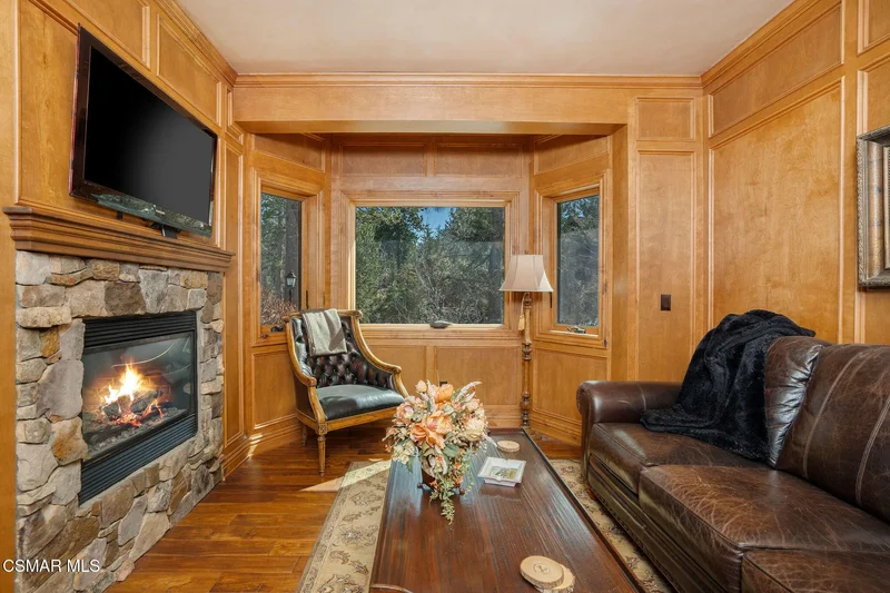 32310 Hummingbird Court, Big Bear Lake, California, United States. - Photo 17