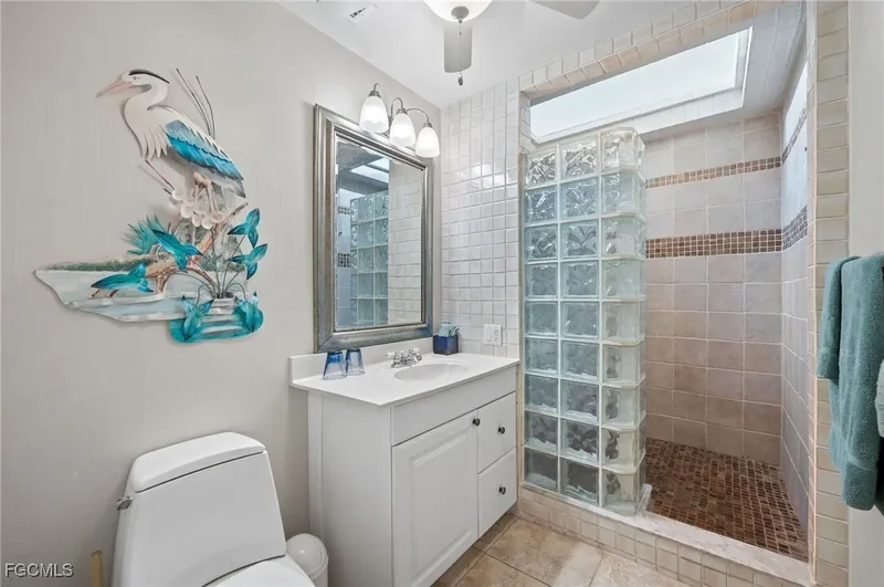 725 El Dorado Parkway W, Cape Coral, FL 33914, Cape Coral, Florida, United States. - Photo 8