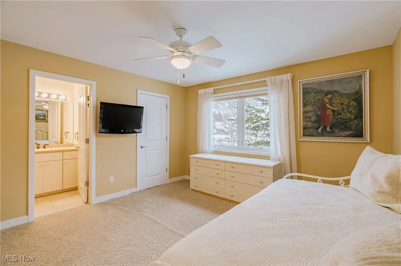 2501 Fairwood Court, Beachwood, OH 44122, Shaker Heights, Ohio, United States. - Photo 27