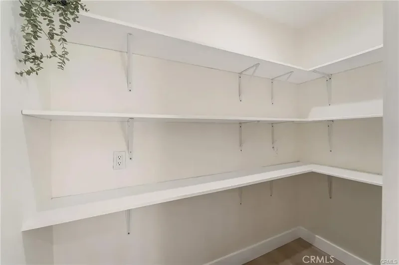 7272 W 90th Street, Los Angeles, California, United States. - Photo 7
