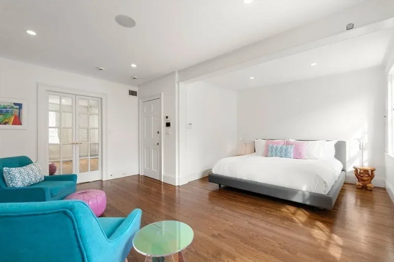 41 Chestnut St, Boston, MA 02108, Boston, Massachusetts, United States. - Photo 20