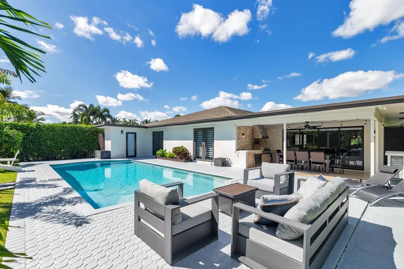 7730 Beta Circle, West Palm Beach, Florida, United States. - Photo 12