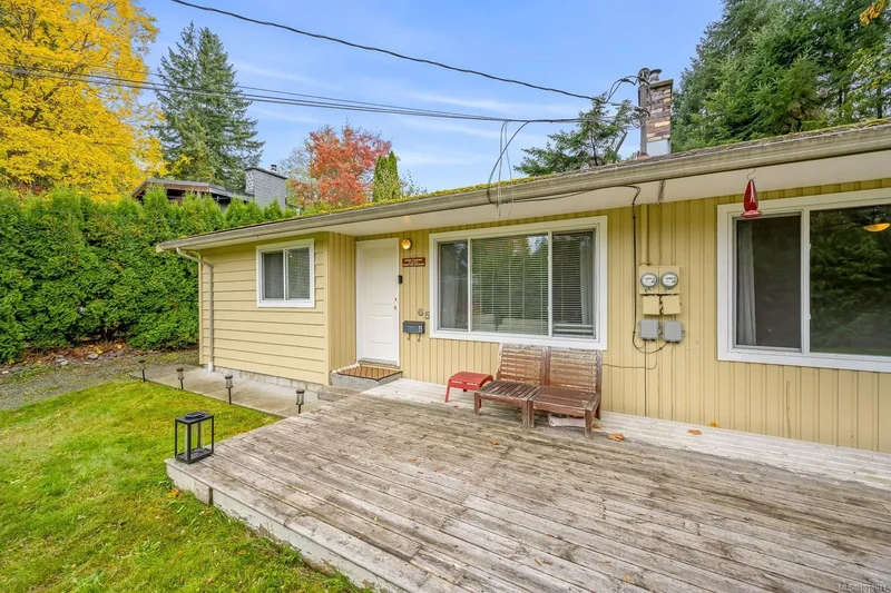 65 Taylor Way, Campbell River, British Columbia, Canada. - Photo 2