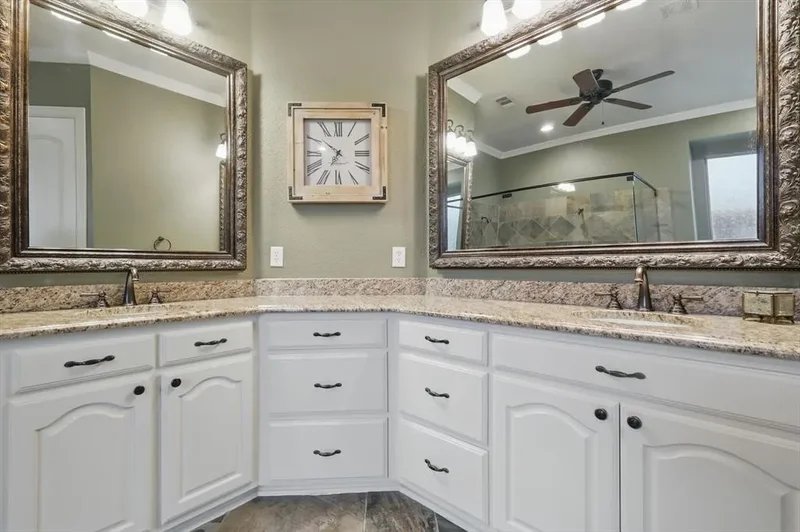 9216 Hailey Court, North Richland Hills, Texas, United States. - Photo 20