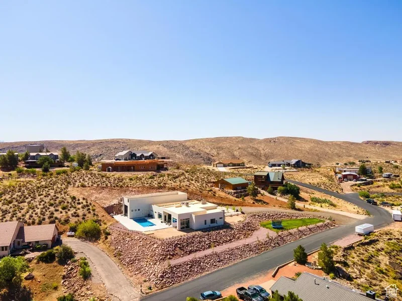 226 W SHINARUMP CIR, Leeds, Utah, United States. - Photo 53