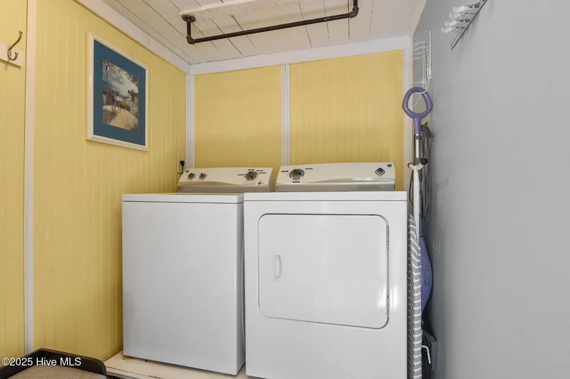 301 Broad Street, Beaufort, NC 28516, Beaufort, North Carolina, United States. - Photo 2