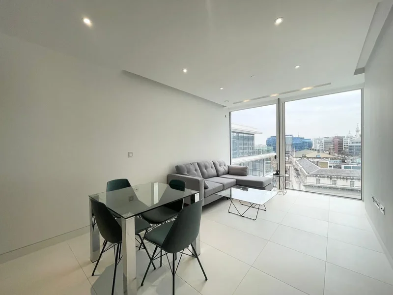 Sugar Quay, London, United Kingdom. - Photo 5