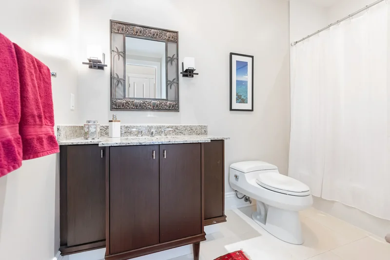 183 Wellington St W  4301, Toronto, ON M5V 0A1, Toronto, Ontario, Canada. - Photo 3