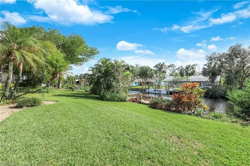 5411 Harborage DR, Fort Myers, Florida, United States. - Photo 31