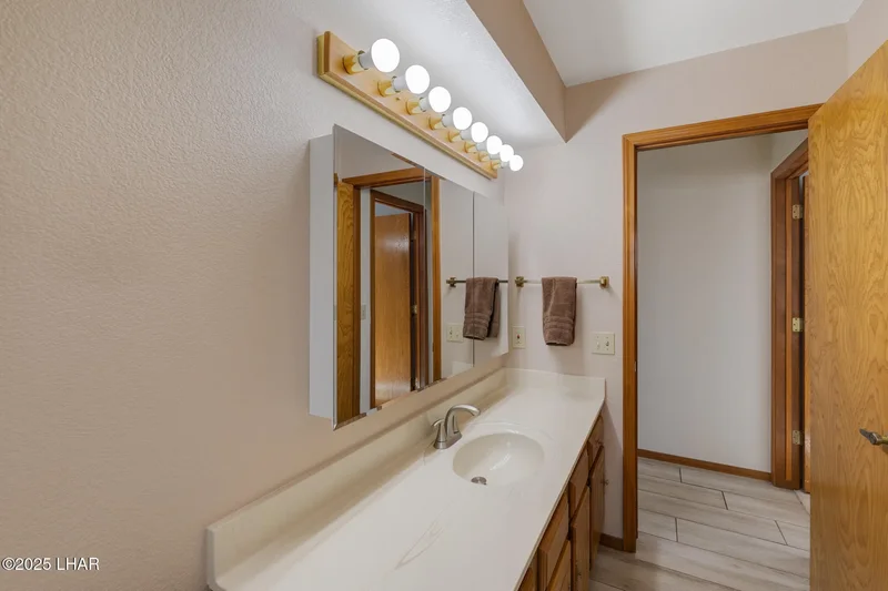 2320 Malahini Dr, Lake Havasu City, AZ 86404, Desert Hills, Arizona, United States. - Photo 34