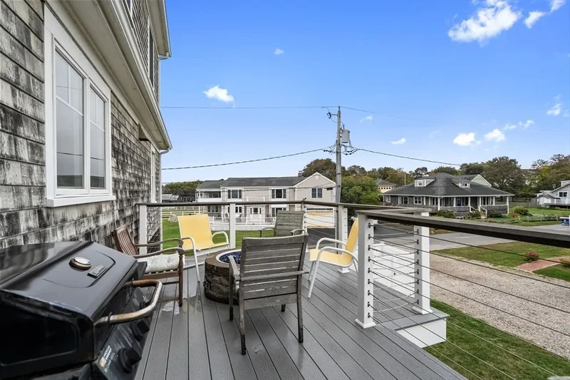 33 Oceanside Dr, Scituate, MA 02066, Scituate, Massachusetts, United States. - Photo 32