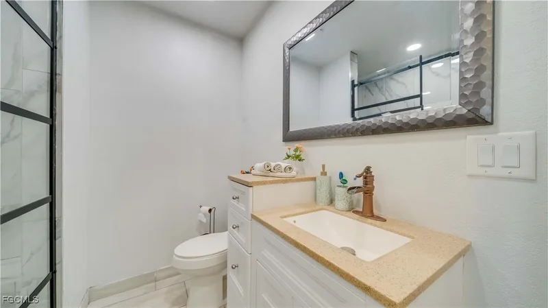 5343 Mayfair Court, Cape Coral, FL 33904, Cape Coral, Florida, United States. - Photo 23