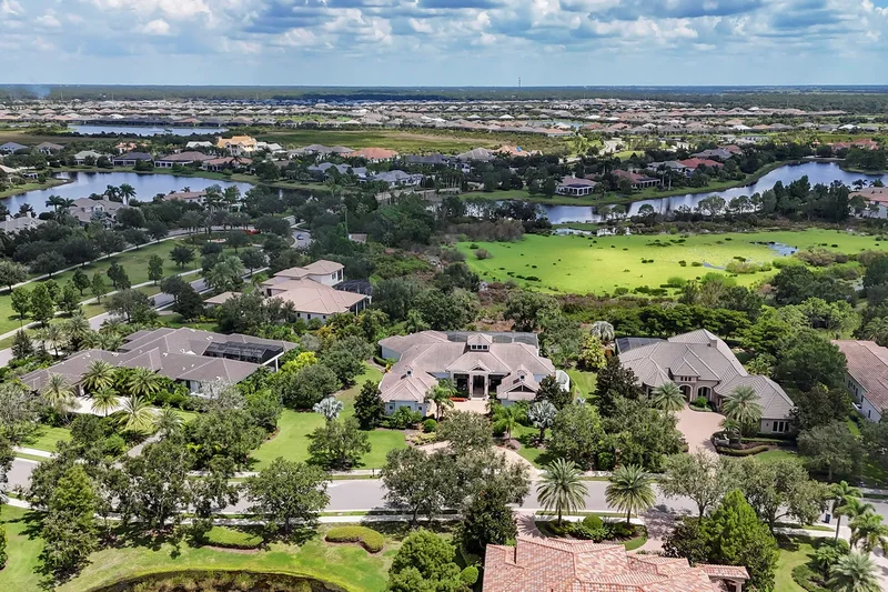 8009 Bounty Lane, Bradenton, FL 34202, Bradenton, Florida, United States. - Photo 81