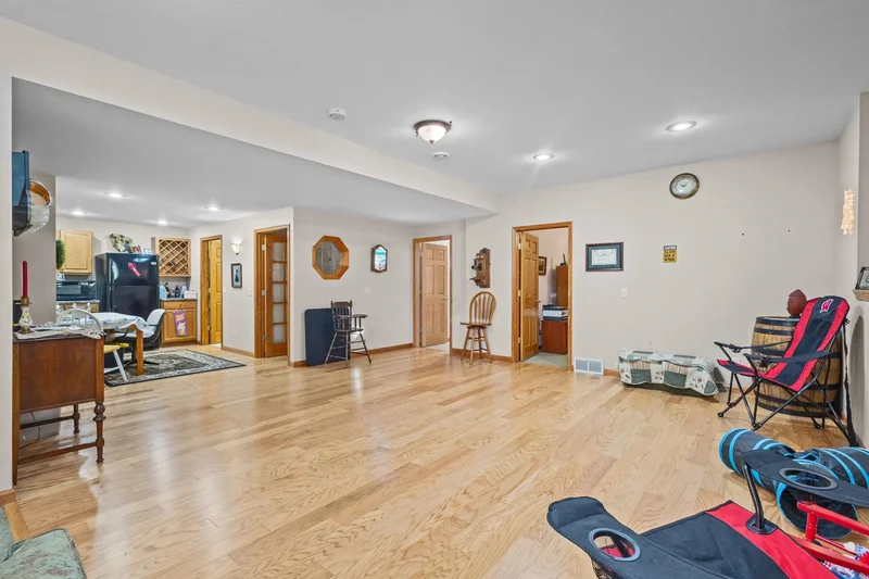 W2608 Menominee, Markesan, WI 53968, Markesan, Wisconsin, United States. - Photo 28