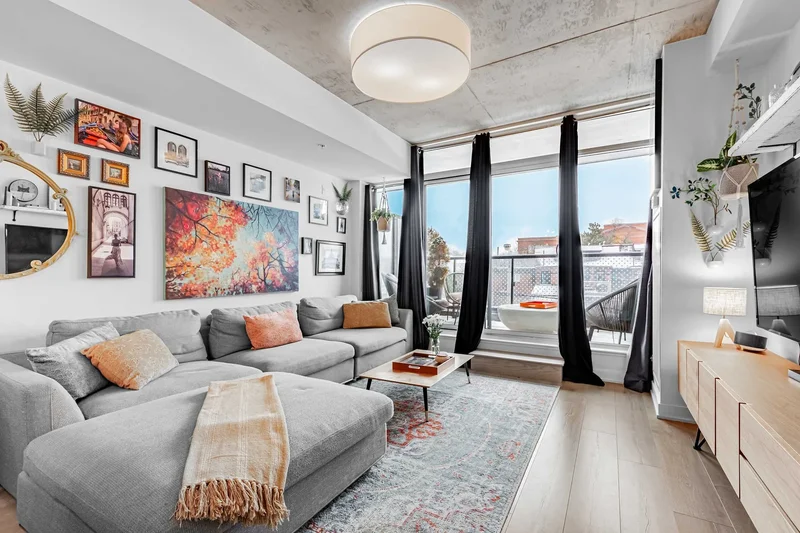 109 Ossington Ave  216, Toronto, ON M6J 0G1, Toronto, Ontario, Canada. - Photo 2