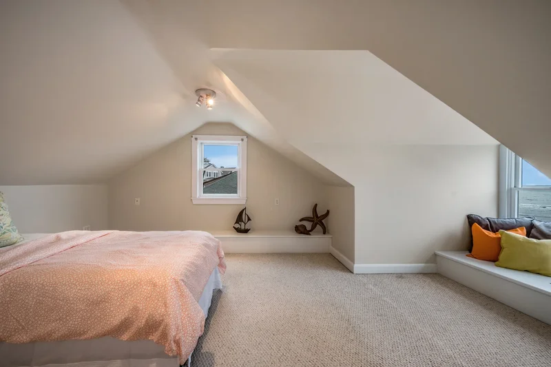 223 Giants Neck Road, East Lyme, CT 06357, East Lyme, Connecticut, United States. - Photo 18