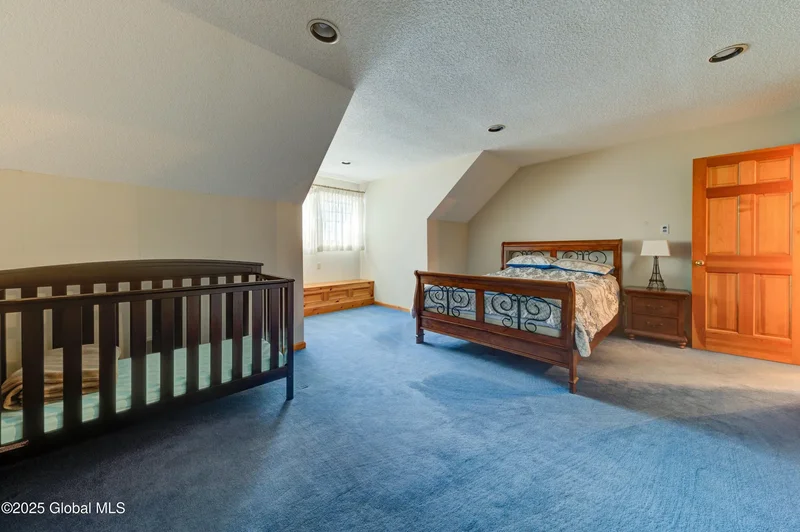 9 University Place, Amsterdam, NY 12010, Amsterdam, New York, United States. - Photo 64