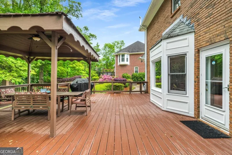6040 Neely Farm Drive, Peachtree Corners, GA 30092, Peachtree Corners, Georgia, United States. - Photo 5