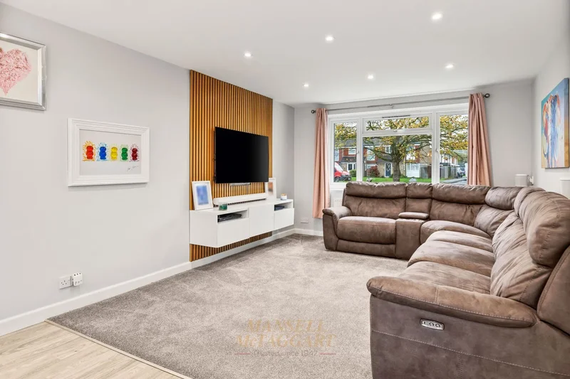 110 Kingsley Road, Horley, RH6 8AW, Horley, England, United Kingdom. - Photo 22
