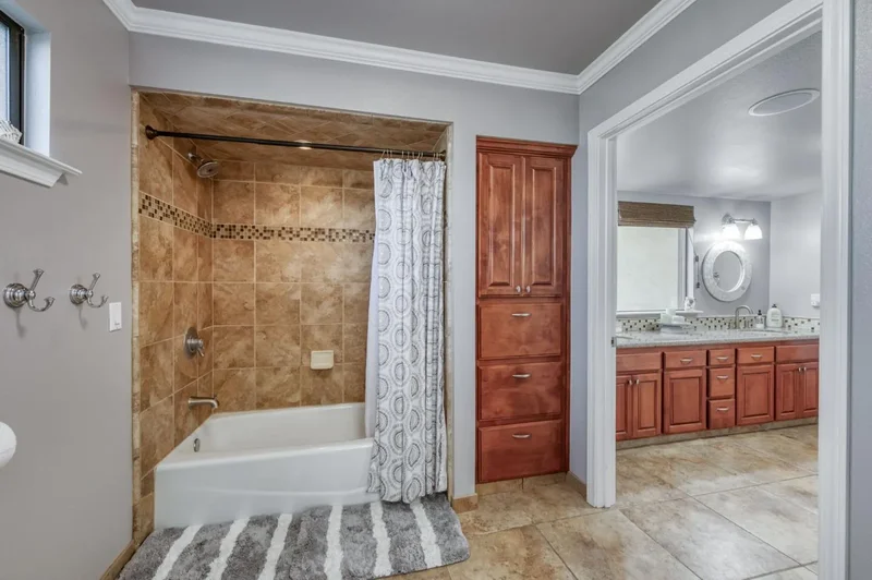 6090 Amber Avenue, Clovis, California, United States. - Photo 34