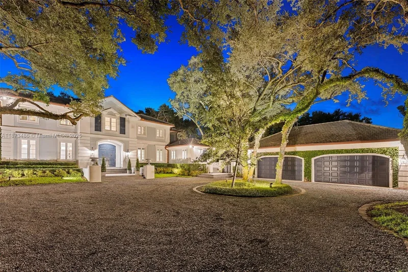 Single Family Residence in Coral Gables
