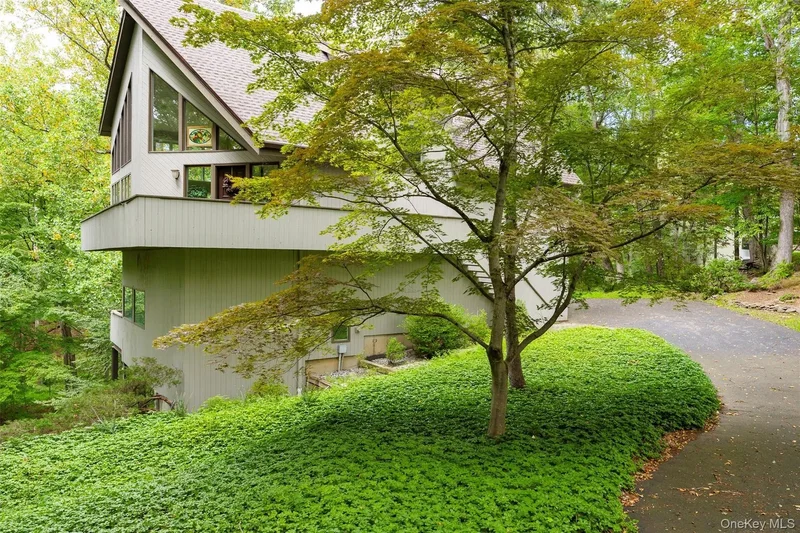 51 Major Lockwood Lane, Pound Ridge, New York, United States. - Photo 17
