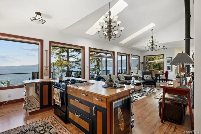 777 Mine Rd, Lasqueti Island, British Columbia, Canada. - Photo 39