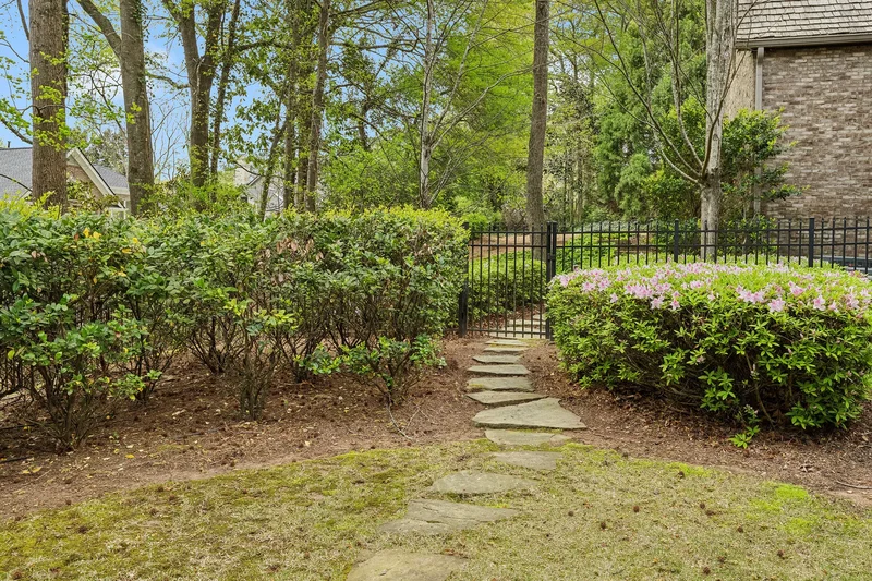 105 Kingston Manor, Atlanta, GA 30342, Atlanta, Georgia, United States. - Photo 71