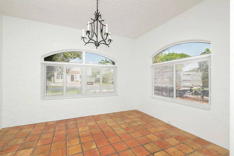 Rugby Road, West Palm Beach, Florida, United States. - Photo 13