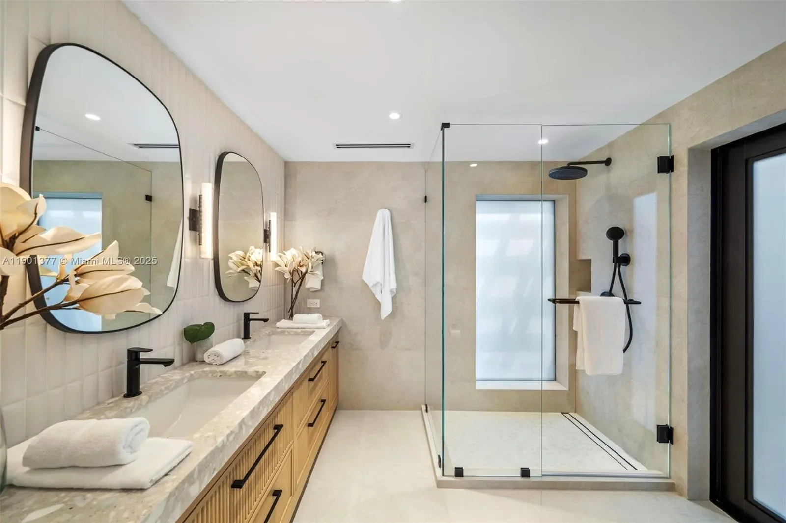 1815 Fairhaven Pl, Miami, Florida, United States. - Photo 28