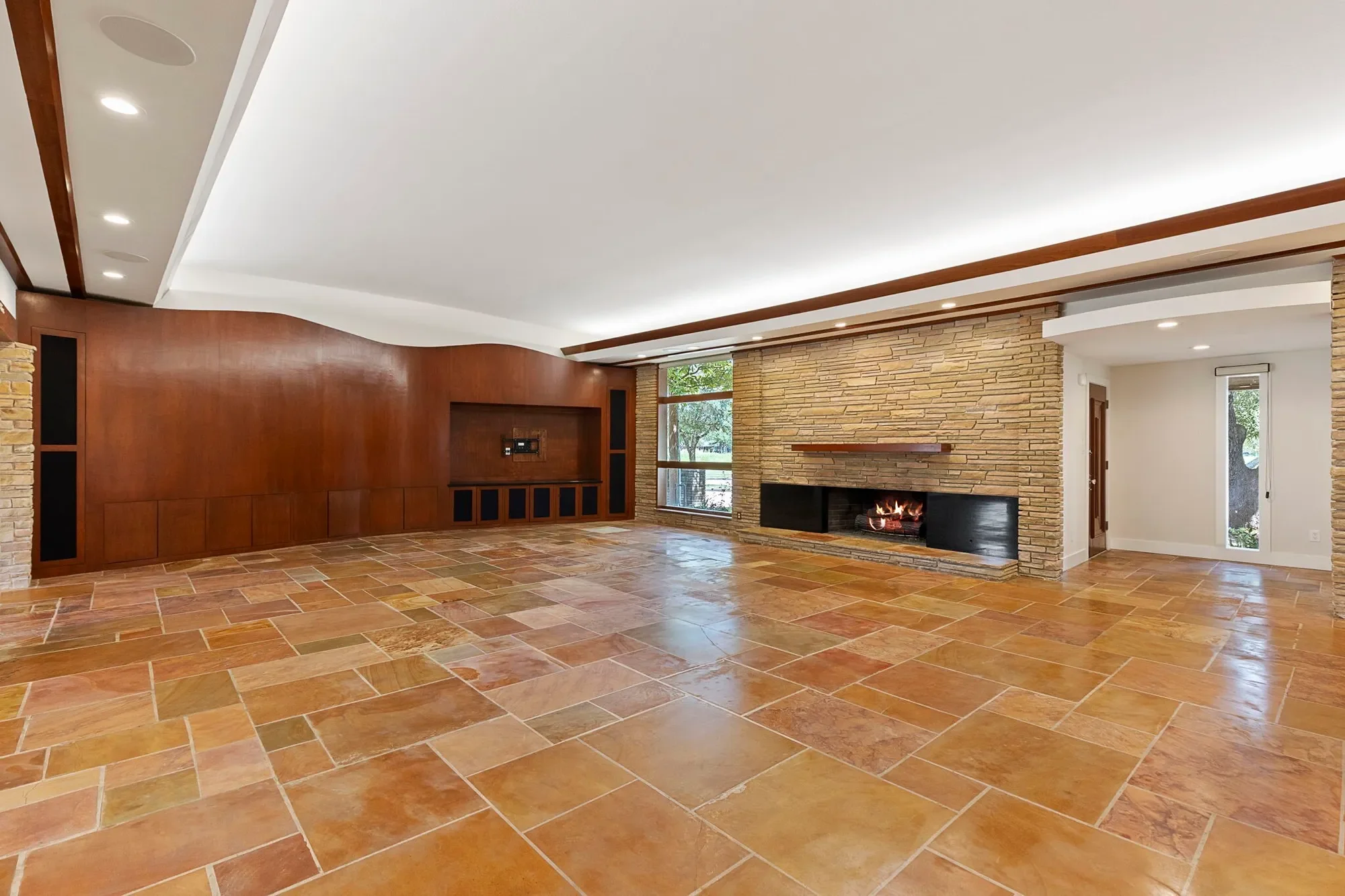 3322 N Braeswood Boulevard, Houston, TX 77025, Houston, Texas, United States. - Photo 3