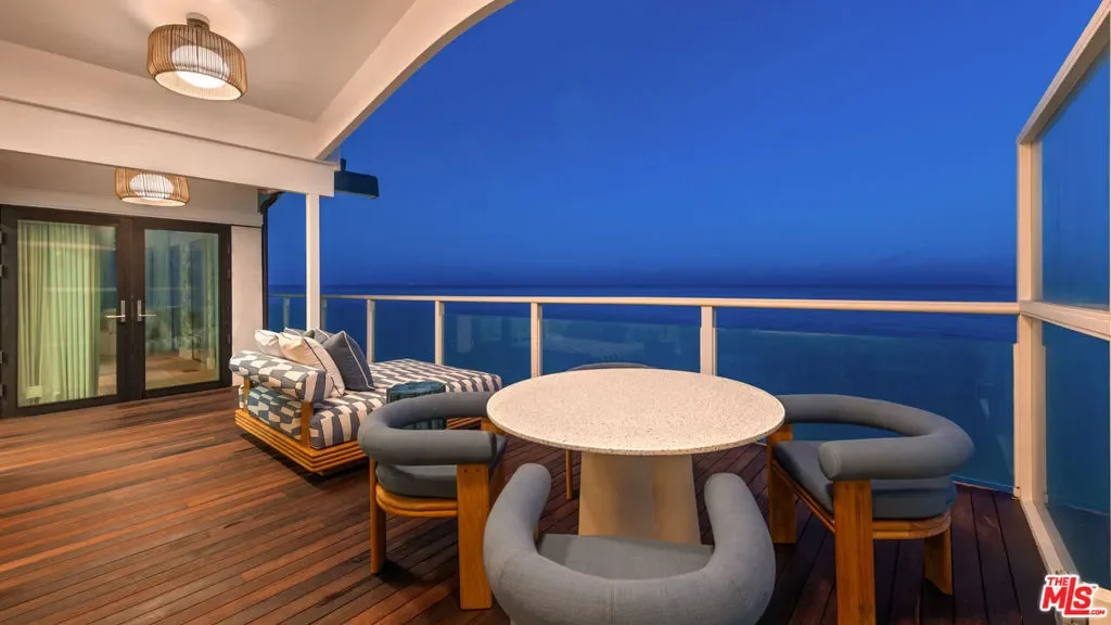 27044 Malibu Cove Colony Drive, Malibu, California, United States. - Photo 2