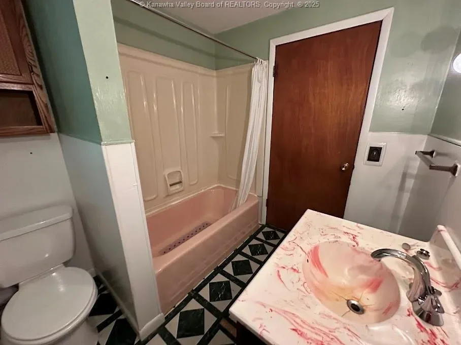 2145 Smith Rd., Charleston, WV 25314, Charleston, West Virginia, United States. - Photo 27