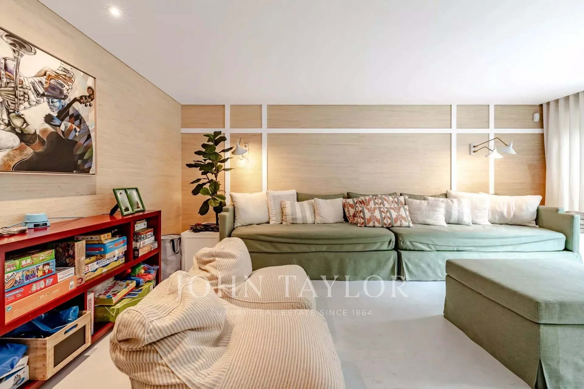 Gallery photo 11