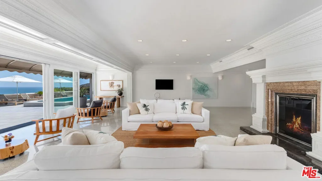 29000 Cliffside Drive, Malibu, California, United States. - Photo 13