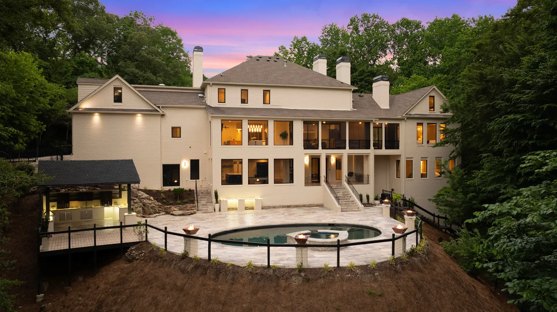 Exterior photo 11