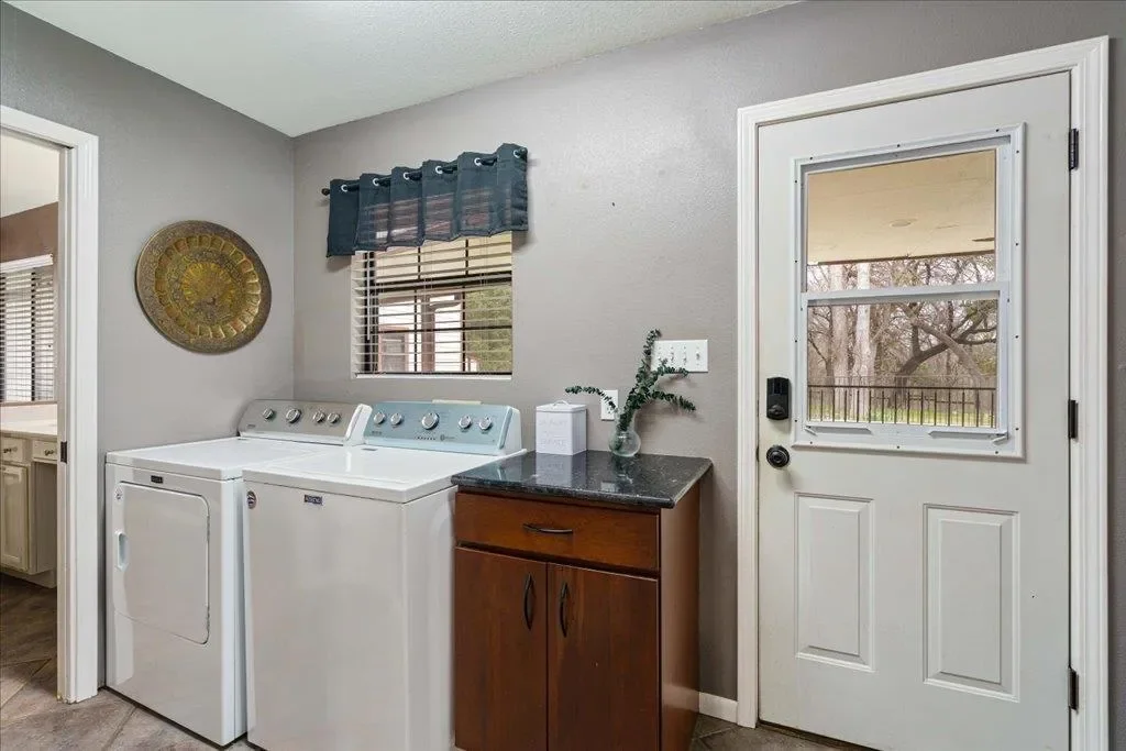 5014 Little Valley RD, Leander, Texas, United States. - Photo 15