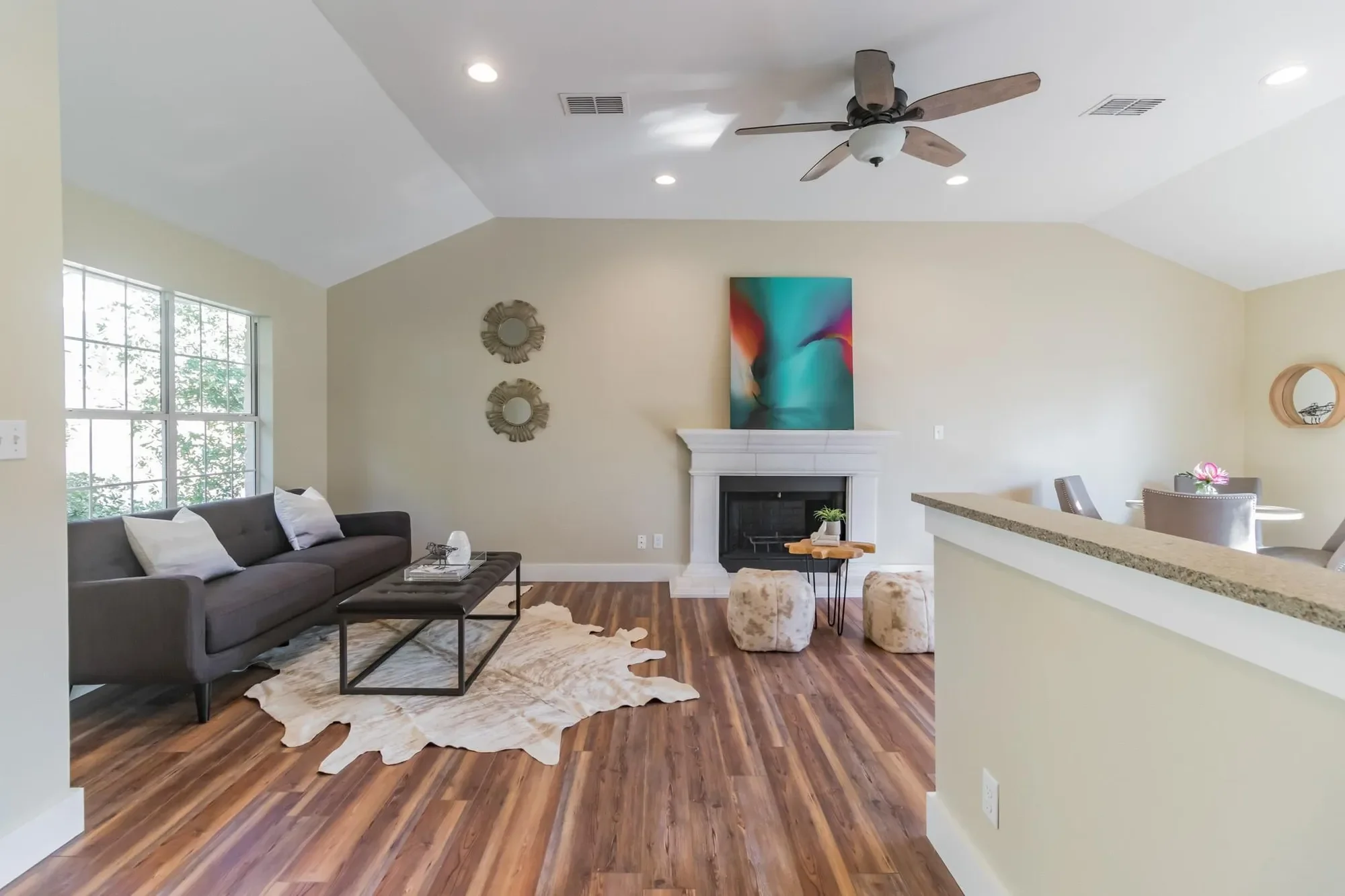 25201 & 25203 Lakeview DR, Spicewood, Texas, United States. - Photo 3